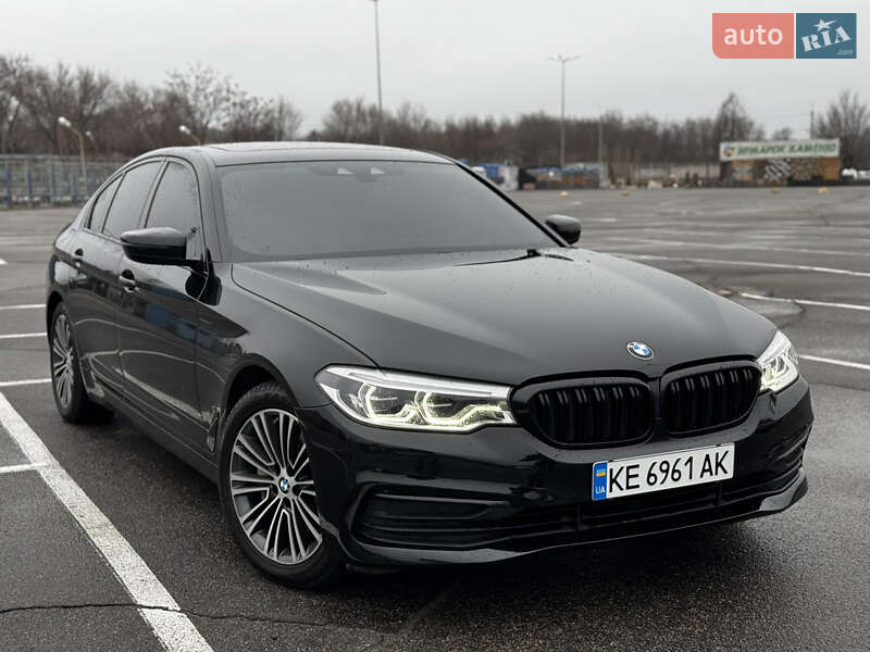 Седан BMW 5 Series 2019 в Дніпрі