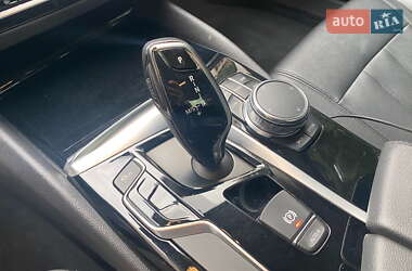 Седан BMW 5 Series 2017 в 
