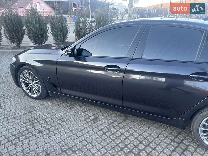 Седан BMW 5 Series 2019 в Полтаві