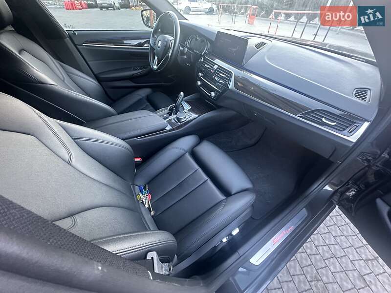 Седан BMW 5 Series 2019 в Полтаві