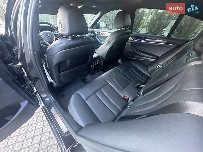Седан BMW 5 Series 2019 в Полтаві