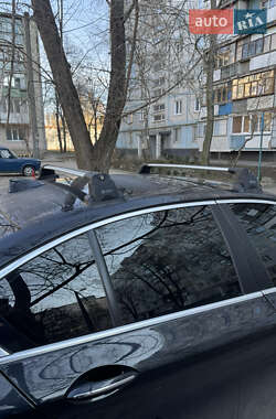 Седан BMW 5 Series 2012 в 