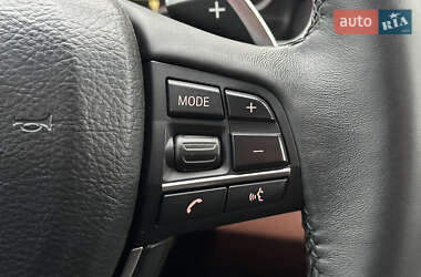 Седан BMW 5 Series 2010 в 