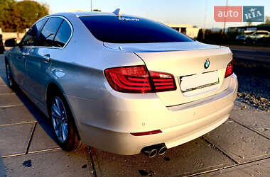 Седан BMW 5 Series 2011 в Хусте