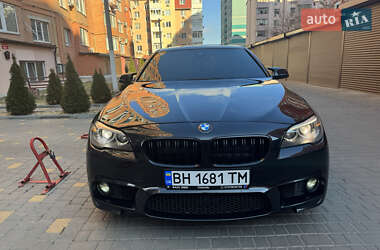 Седан BMW 5 Series 2014 в Черноморске