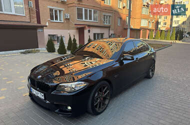 Седан BMW 5 Series 2014 в Черноморске