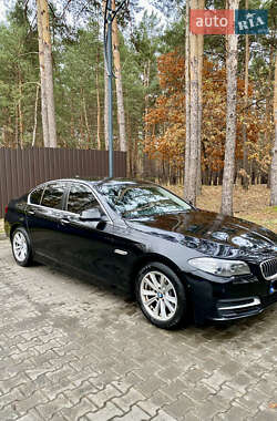 Седан BMW 5 Series 2015 в Киеве