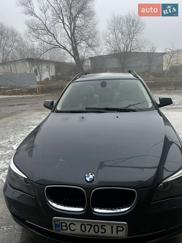 Універсал BMW 5 Series 2010 в Жидачові