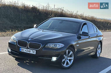 Седан BMW 5 Series 2012 в Жовкві