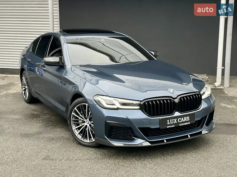 Седан BMW 5 Series 2022 в 