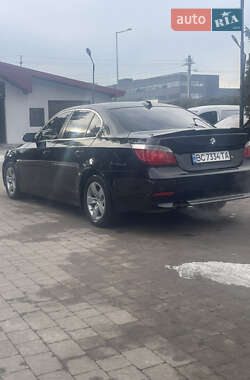 Седан BMW 5 Series 2005 в Львові