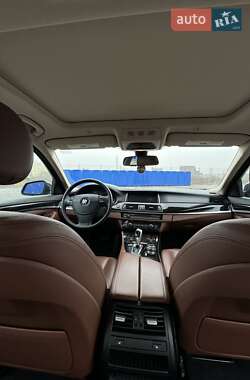 Седан BMW 5 Series 2013 в Виннице