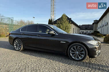 Седан BMW 5 Series 2013 в Львові