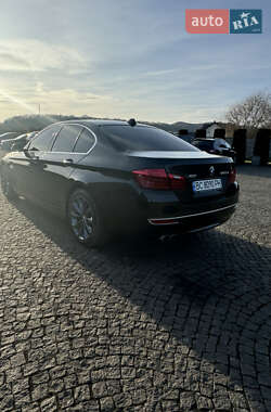 Седан BMW 5 Series 2013 в Львові