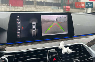 Седан BMW 5 Series 2017 в 