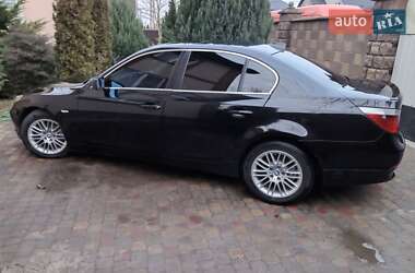 Седан BMW 5 Series 2005 в Вараші