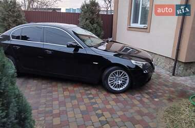 Седан BMW 5 Series 2005 в Вараші