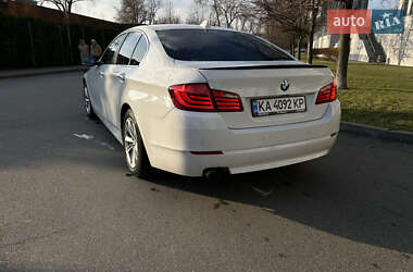 Седан BMW 5 Series 2012 в 