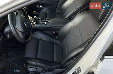 Седан BMW 5 Series 2012 в 