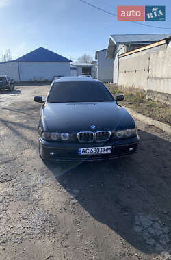 Седан BMW 5 Series 2001 в Горохові