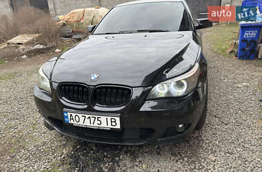 Седан BMW 5 Series 2004 в Тячеві