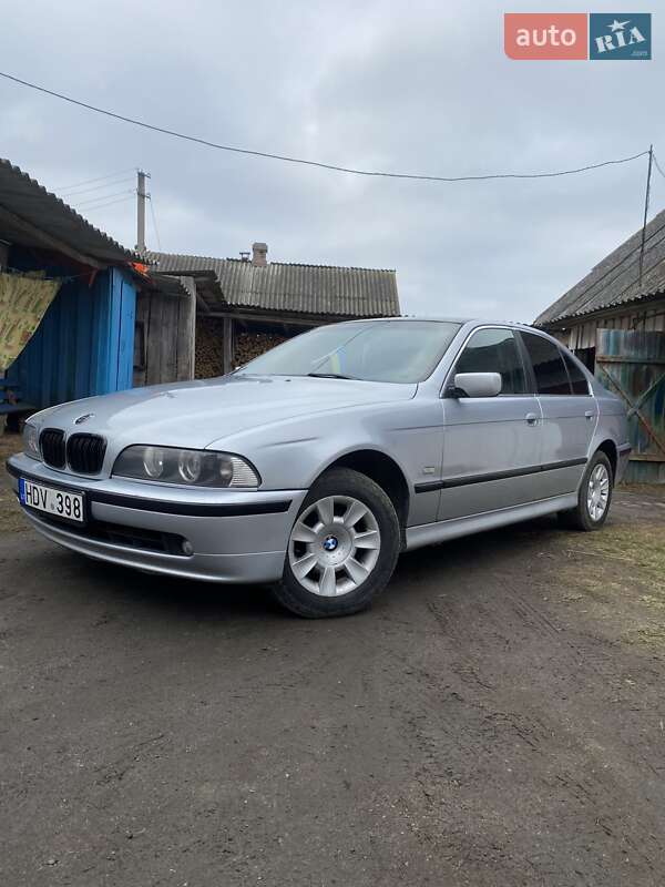 BMW 5 Series 2001 BMW 5 Series 2001