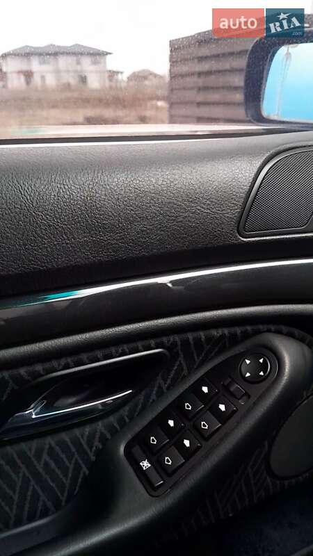 Седан BMW 5 Series 2002 в Киеве фото 51 Седан BMW 5 Series 2002 в Киеве