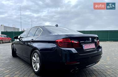 Седан BMW 5 Series 2015 в Львове