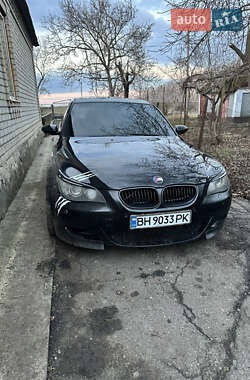 Седан BMW 5 Series 2004 в Подільську