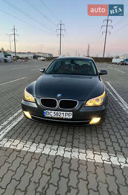 Седан BMW 5 Series 2007 в Львові