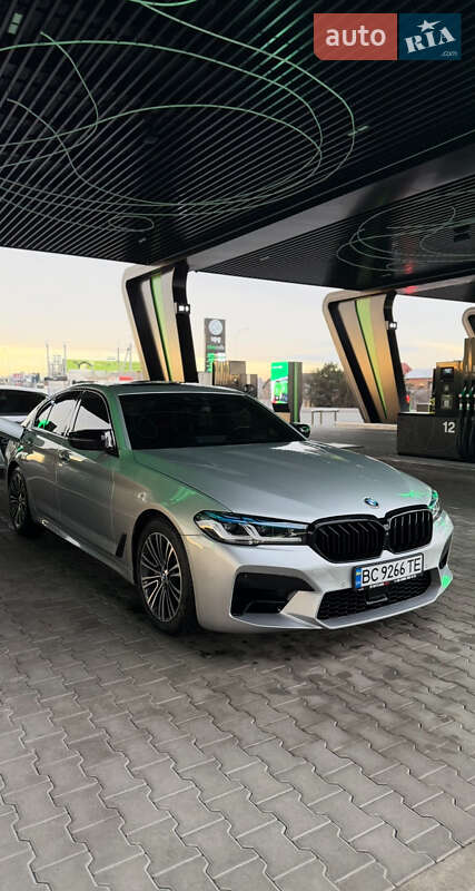 Седан BMW 5 Series 2017 в Львові