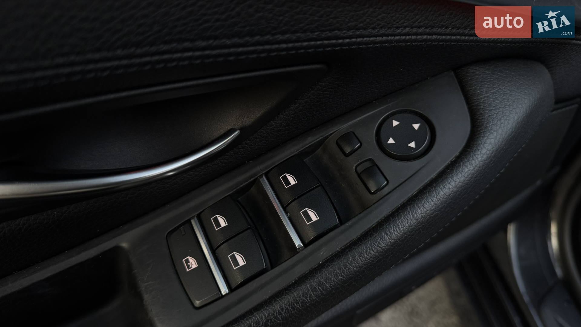 2013 BMW 5er - мініатюра 22