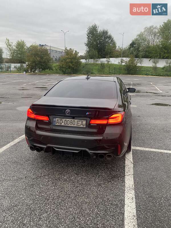 Седан BMW 5 Series 2020 в Ужгороді