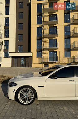 Седан BMW 5 Series 2014 в Пустомитах