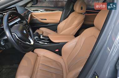 Седан BMW 5 Series 2021 в 