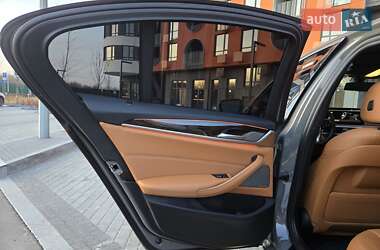 Седан BMW 5 Series 2021 в 