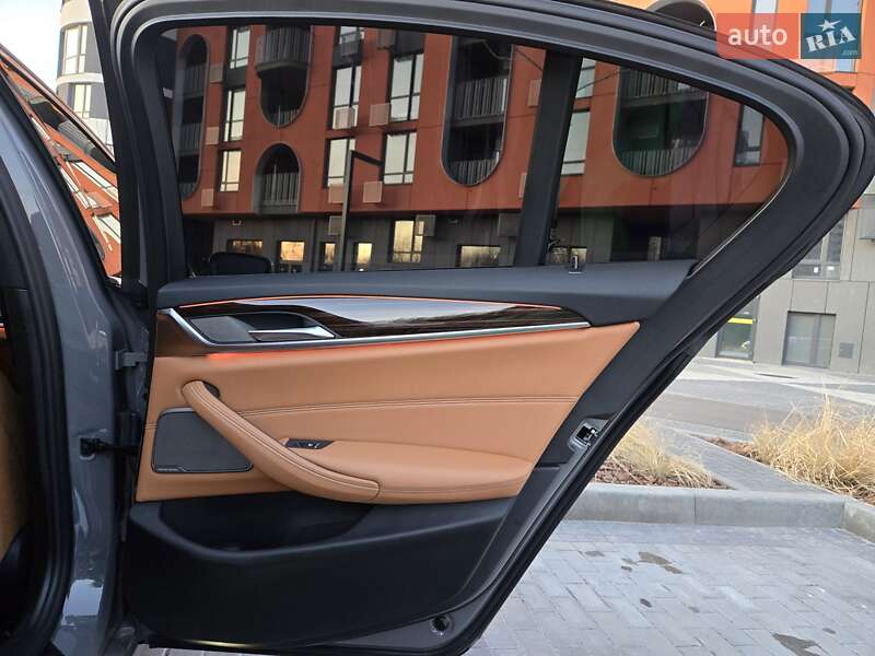 Седан BMW 5 Series 2021 в Киеве фото 27 Седан BMW 5 Series 2021 в Киеве