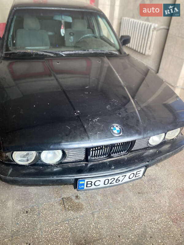 Седан BMW 5 Series 1990 в 