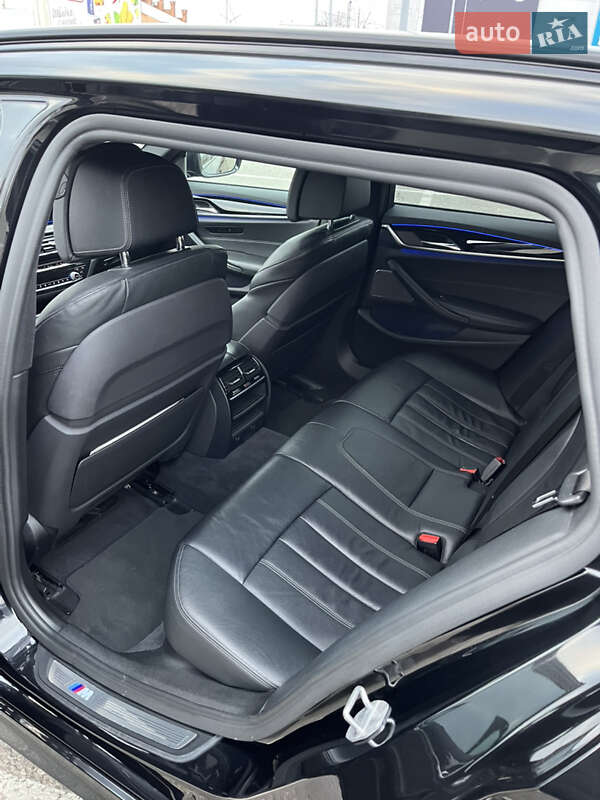 Универсал BMW 5 Series 2018 в Черновцах