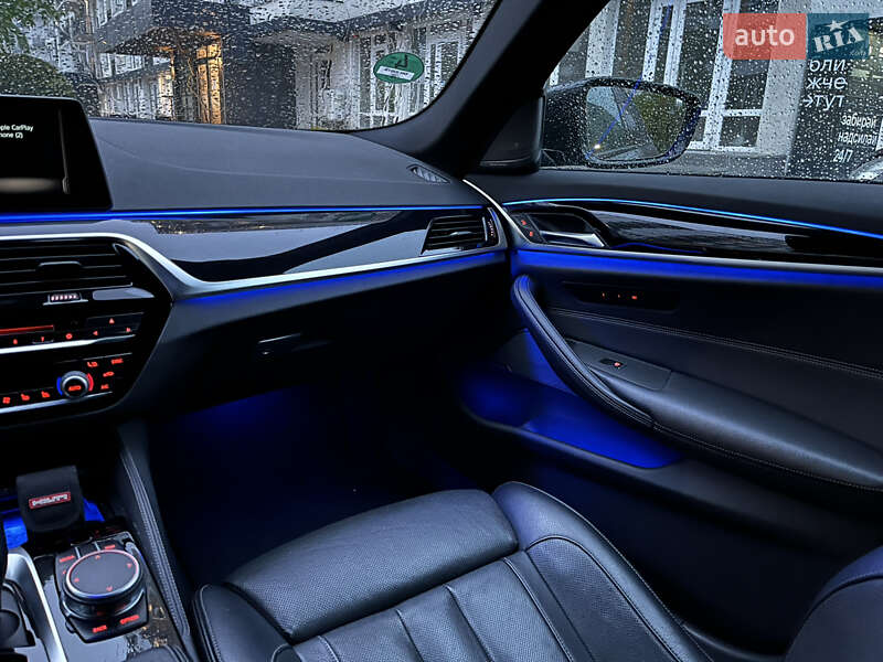 Универсал BMW 5 Series 2018 в Черновцах