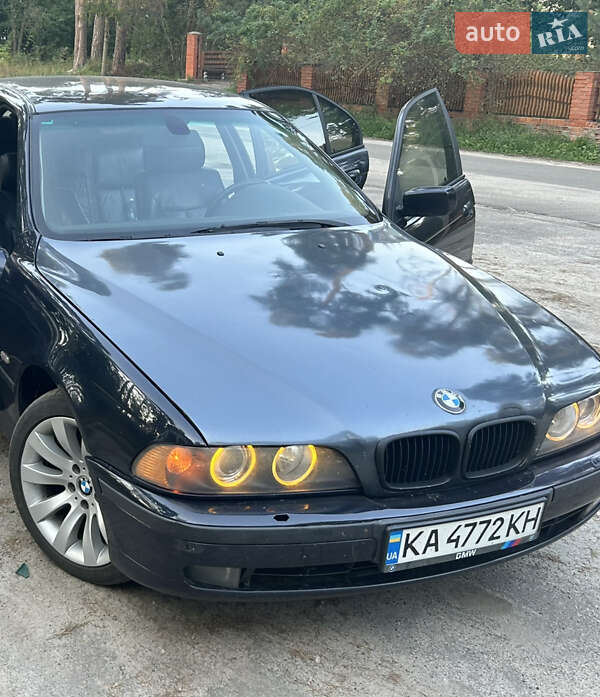 Седан BMW 5 Series 1999 в Киеве