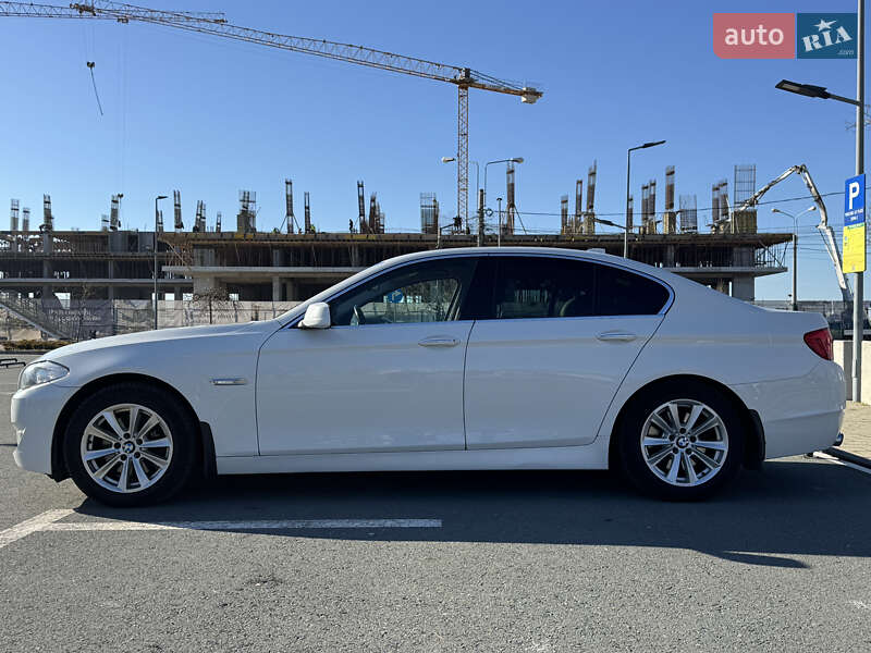Седан BMW 5 Series 2012 в Києві