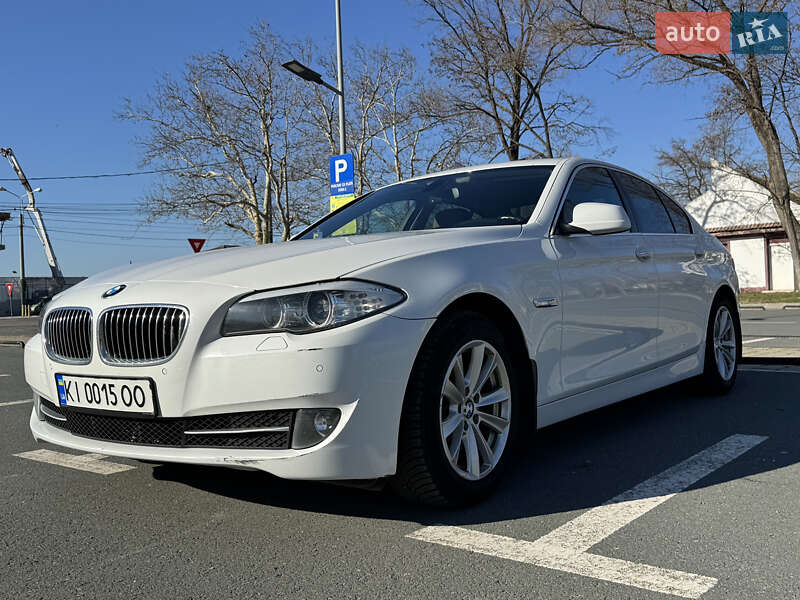 Седан BMW 5 Series 2012 в Києві
