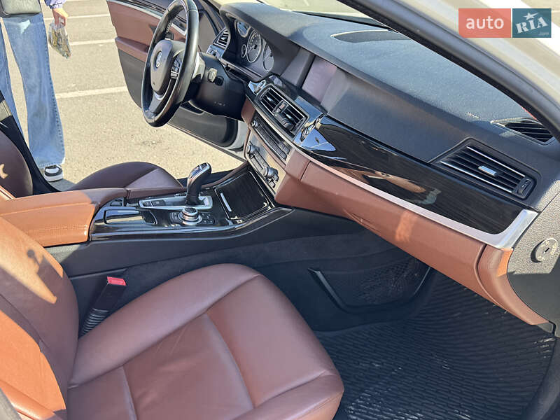 Седан BMW 5 Series 2012 в Києві