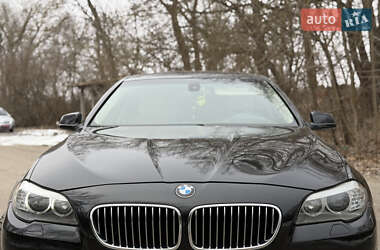 Седан BMW 5 Series 2011 в Золочеві