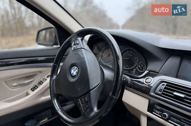 Седан BMW 5 Series 2011 в Золочеві