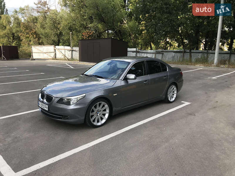 Седан BMW 5 Series 2007 в 