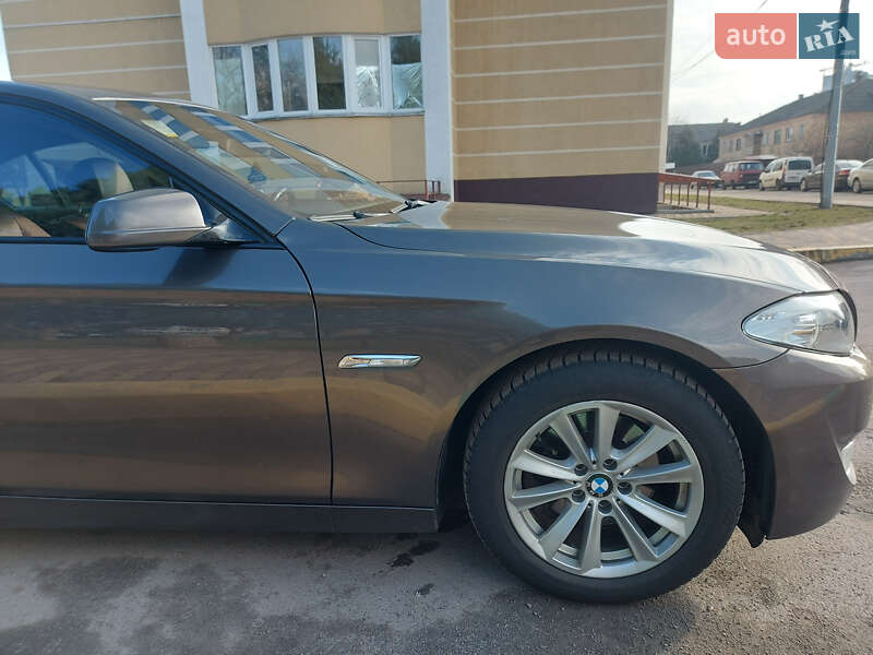 Седан BMW 5 Series 2012 в Києві