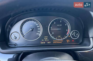Седан BMW 5 Series 2011 в 