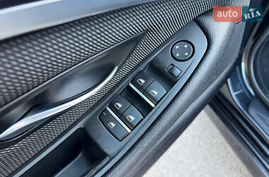 Седан BMW 5 Series 2011 в 